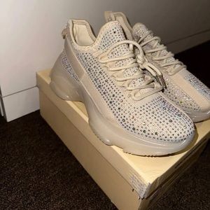 Rhinestone Tan Crème Sneakers
